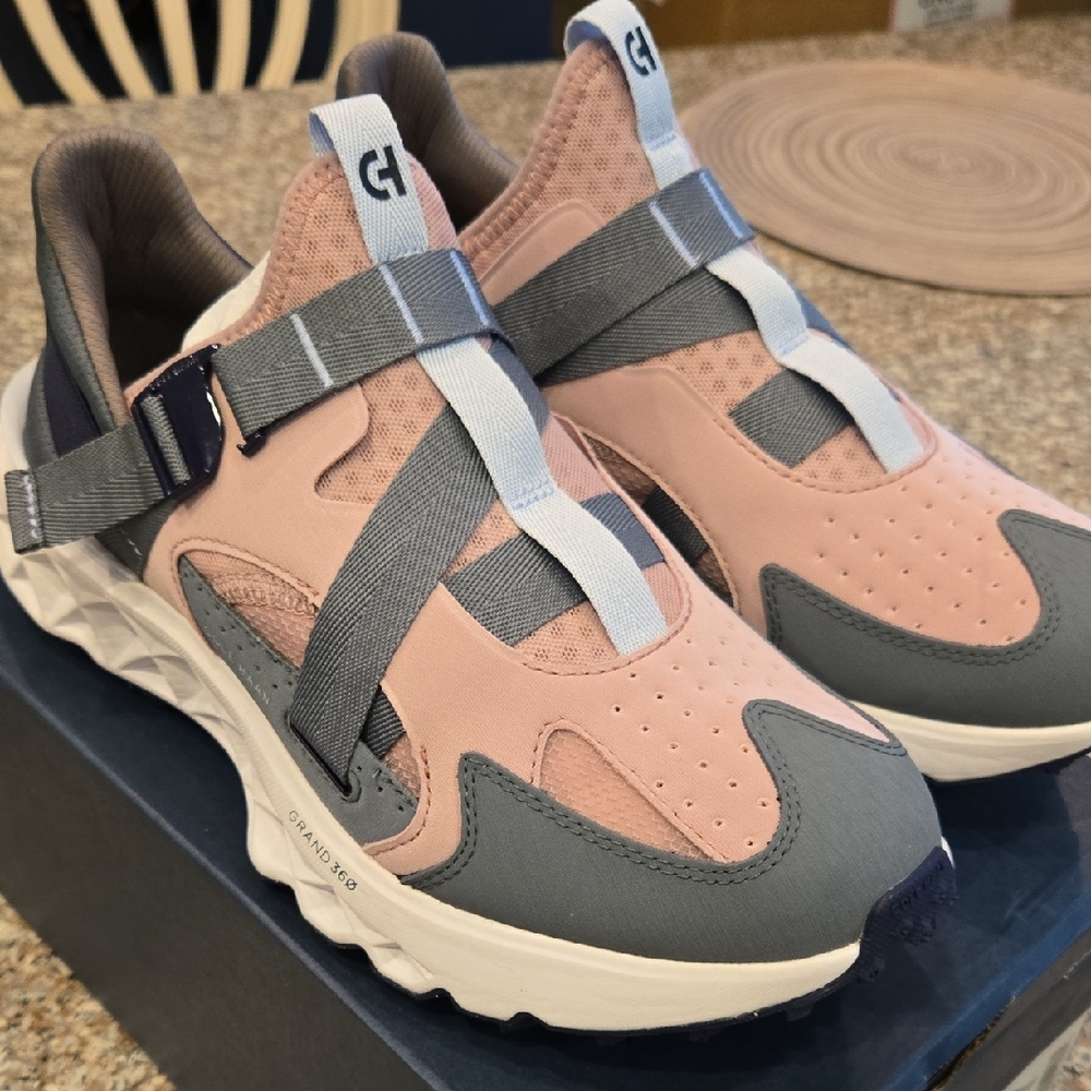 NIB Cole Haan Womens Zerogrand Sneakers in Pink and Gray